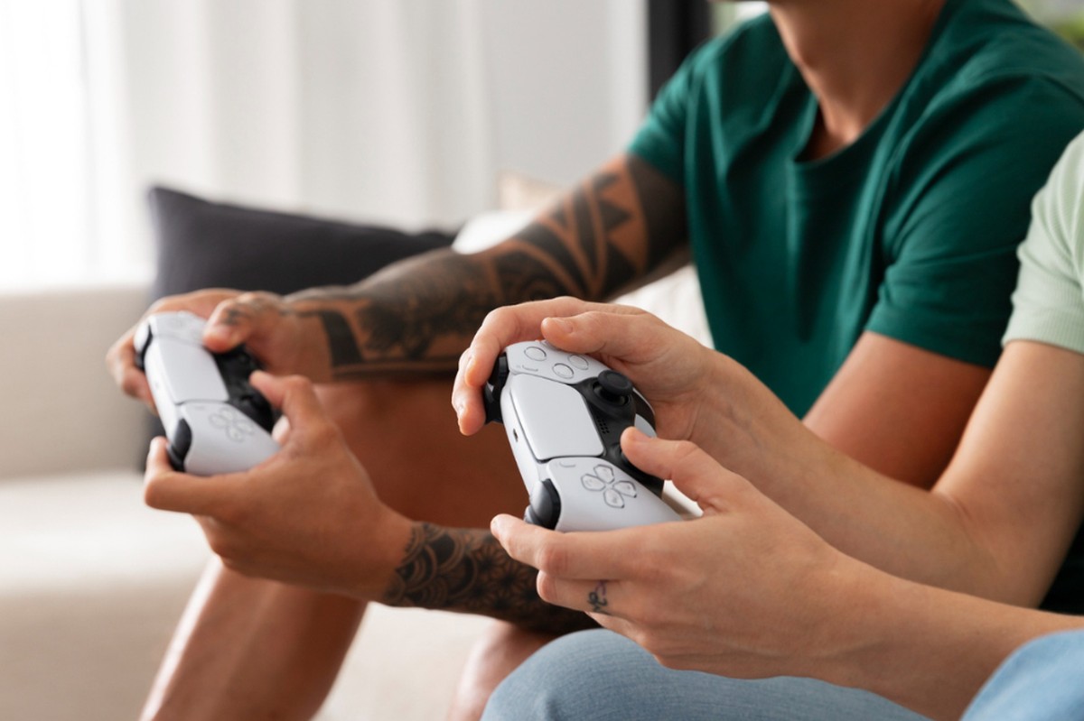 PS5 bundle e mais consoles com jogos para ter diversão completa