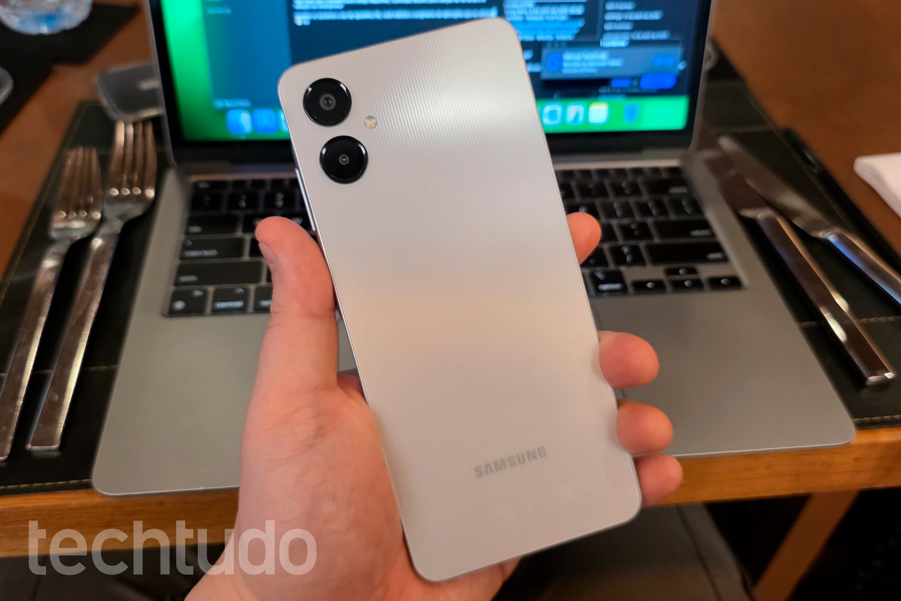Seu celular é Samsung? 6 ajustes de privacidade para fazer agora mesmo