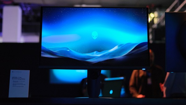 Dell lança monitor gamer 4K com painel QD-OLED de 240 Hz; veja preço