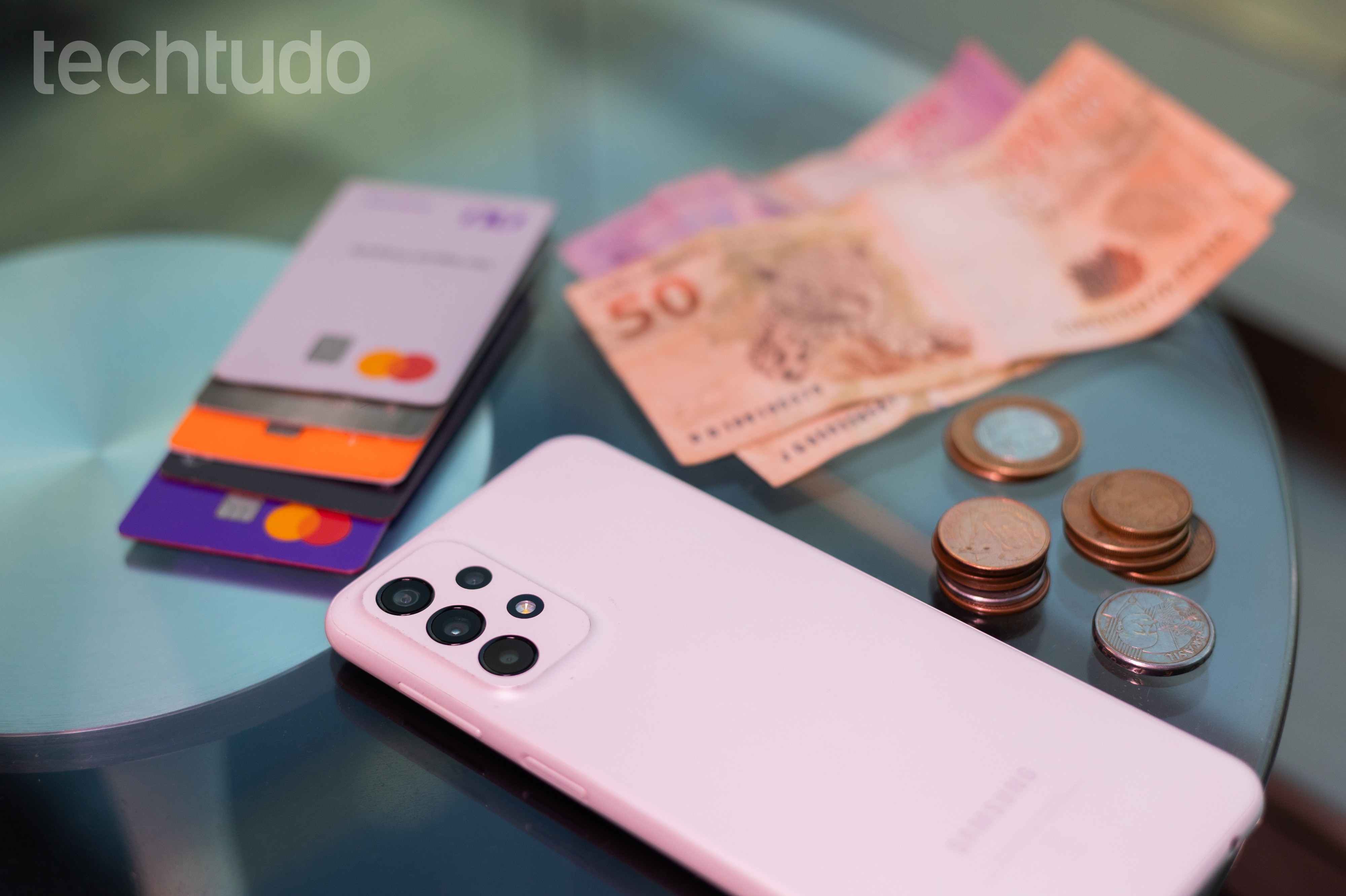 Vai comprar celular na Black Friday? Você NÃO pode cometer esses 6 erros