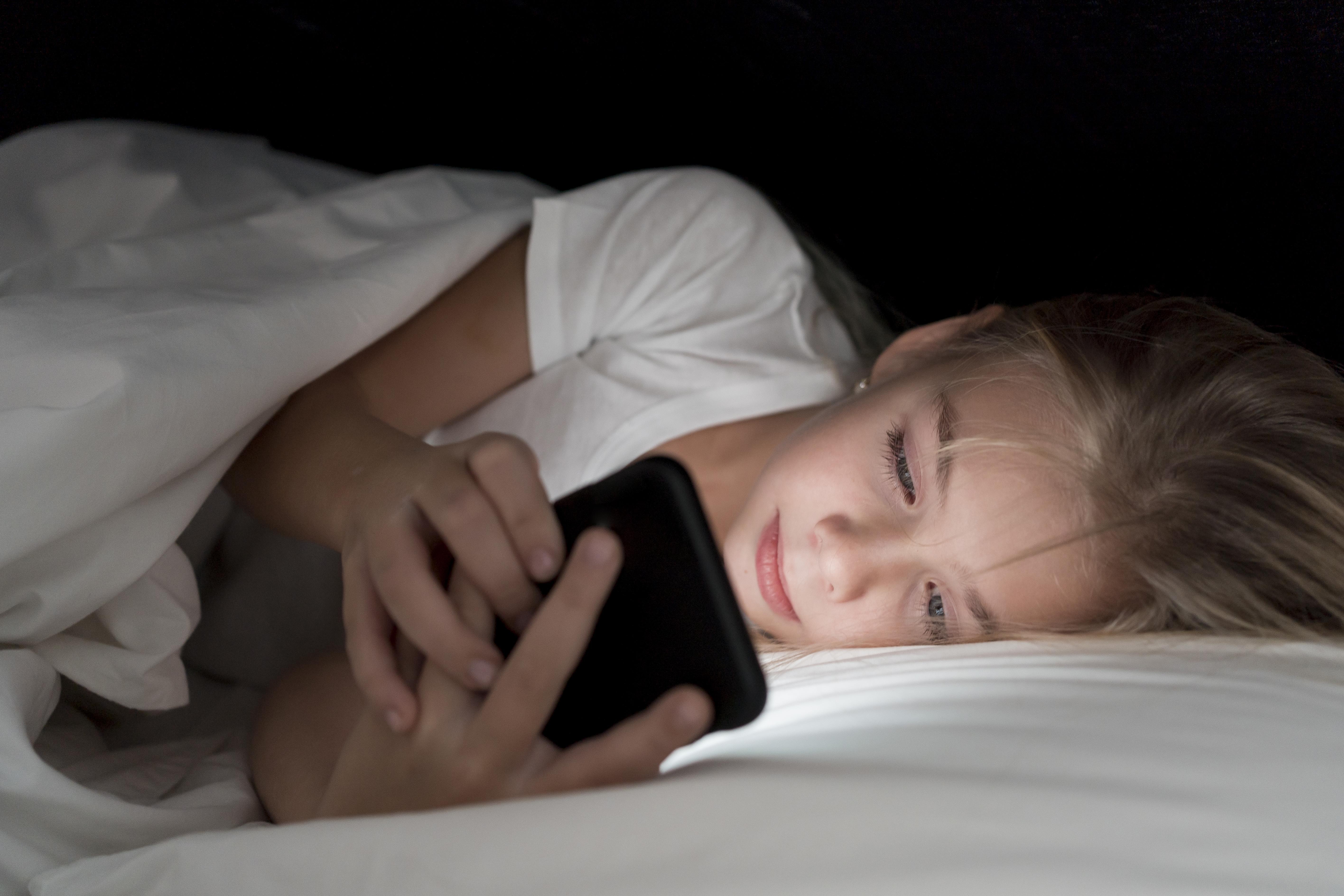 5 sinais de que você pode estar viciado no celular, segundo especialistas
