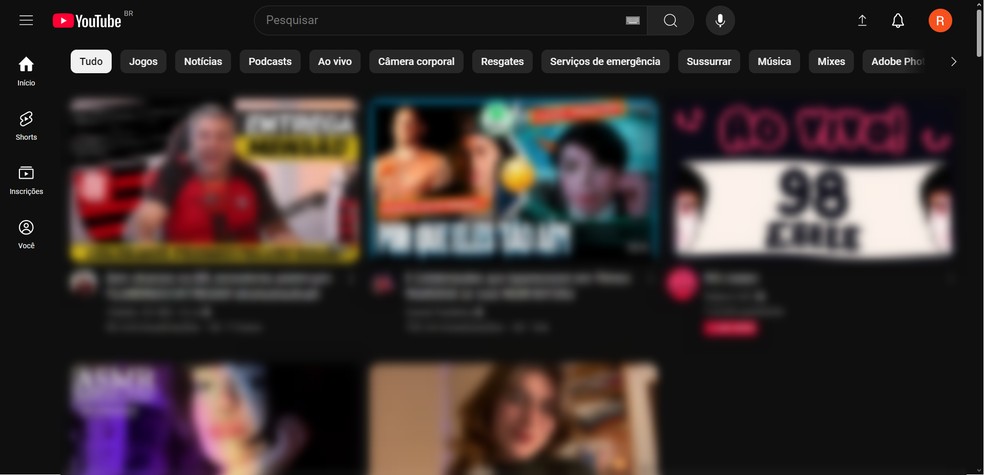 Acesse o YouTube o computador ou celular — Foto: Reprodução/Róbson Martins