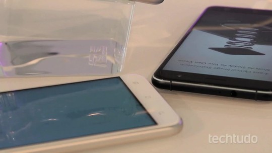 Gear 2 clearance neo iphone