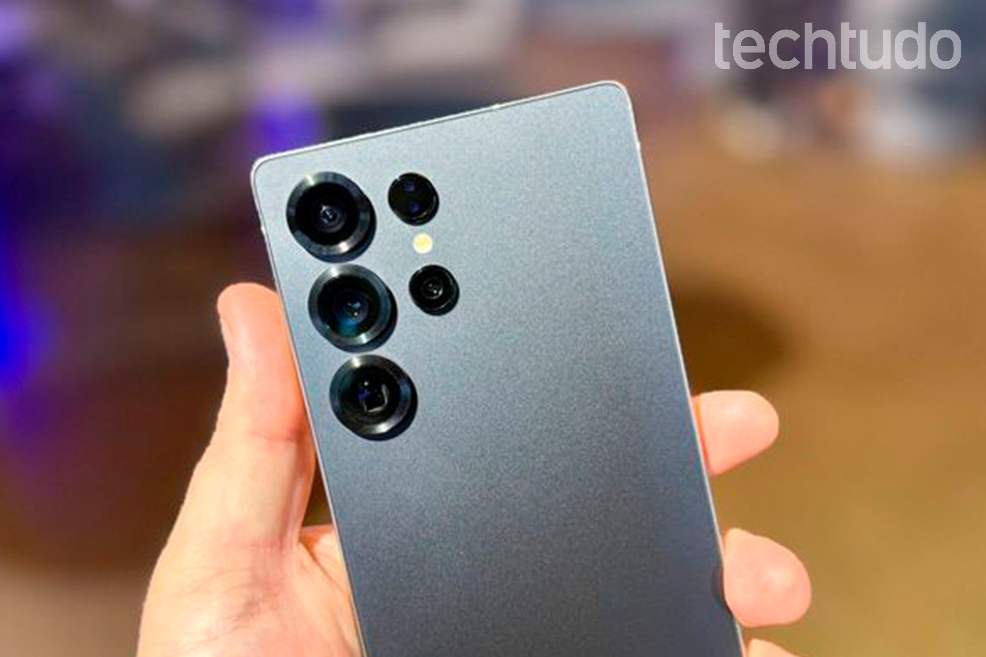 Celular com melhor zoom: 4 modelos para fotografar até a lua