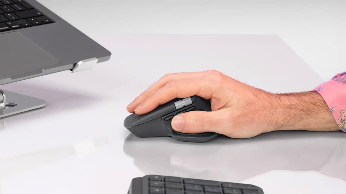 Logitech MX Master 4 vale o investimento? Veja detalhes do mouse premium