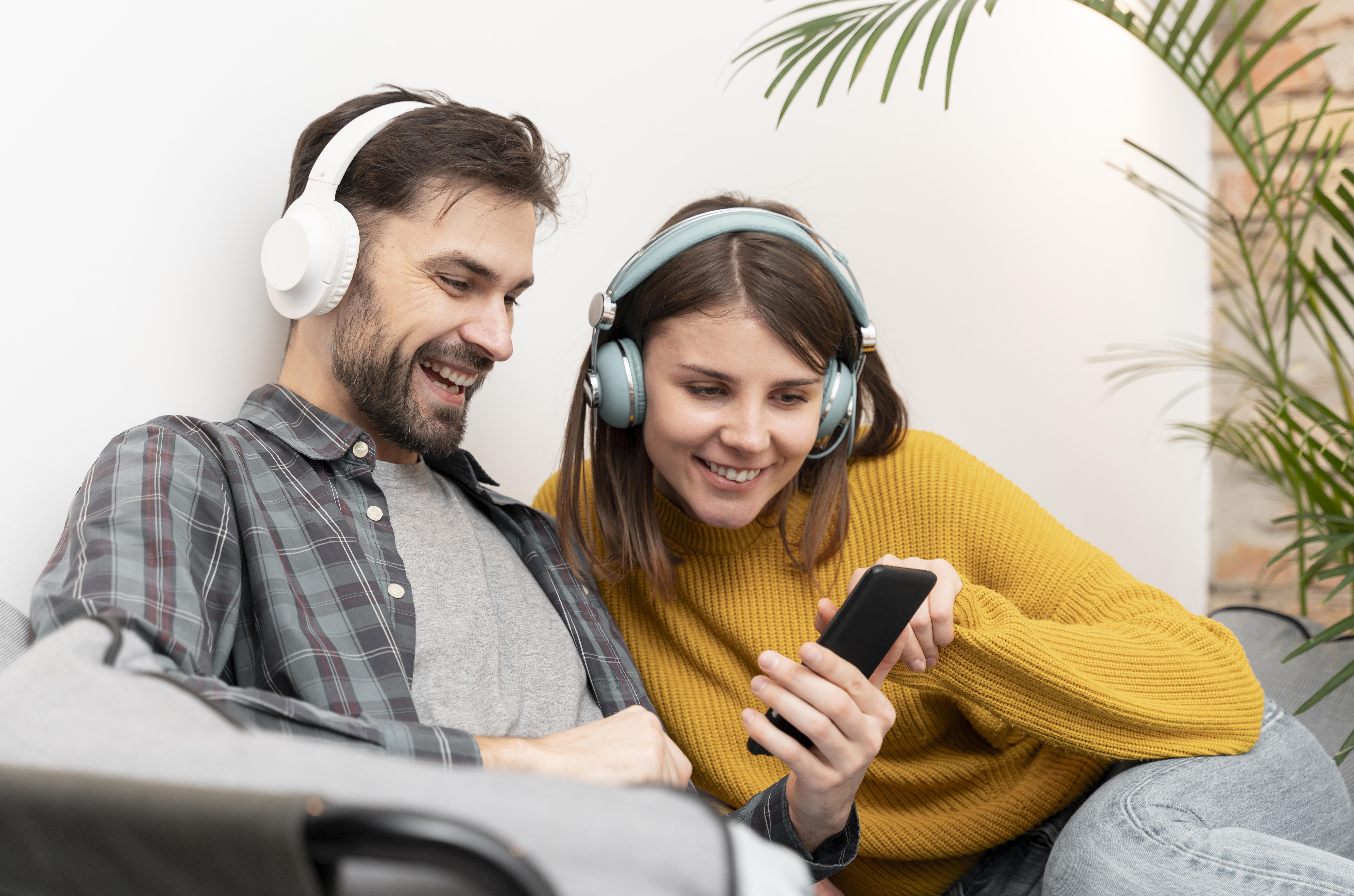 Melhor fone de ouvido para o Dia dos Namorados: 8 opções par