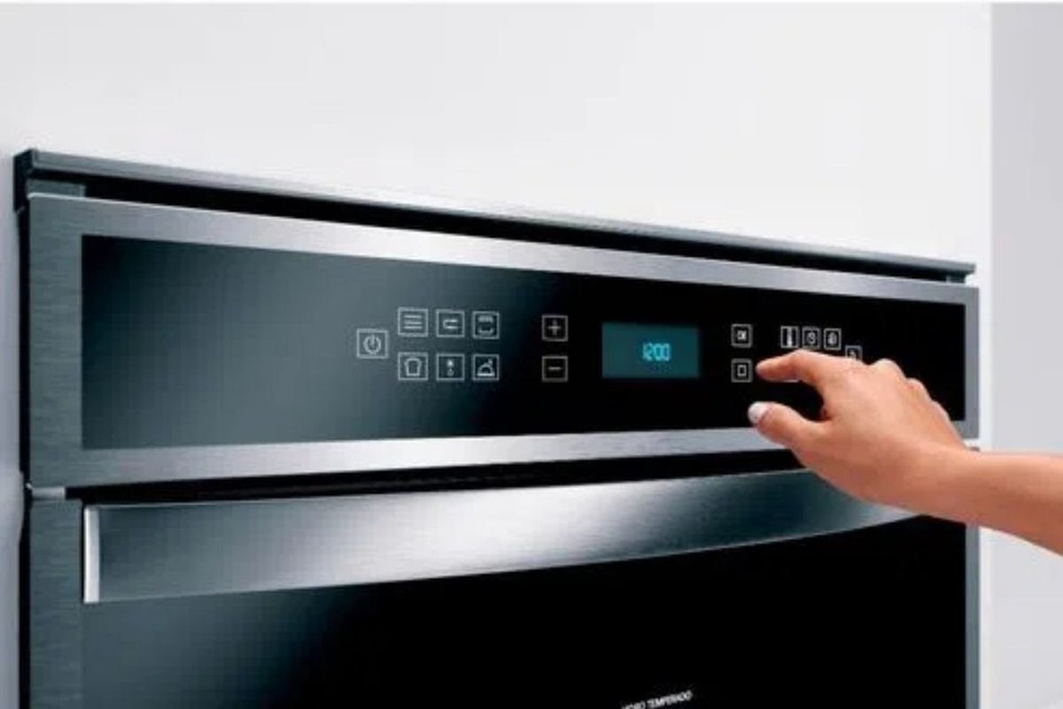 Você vai DESTRUIR o seu forno se não parar com esses 7 hábitos