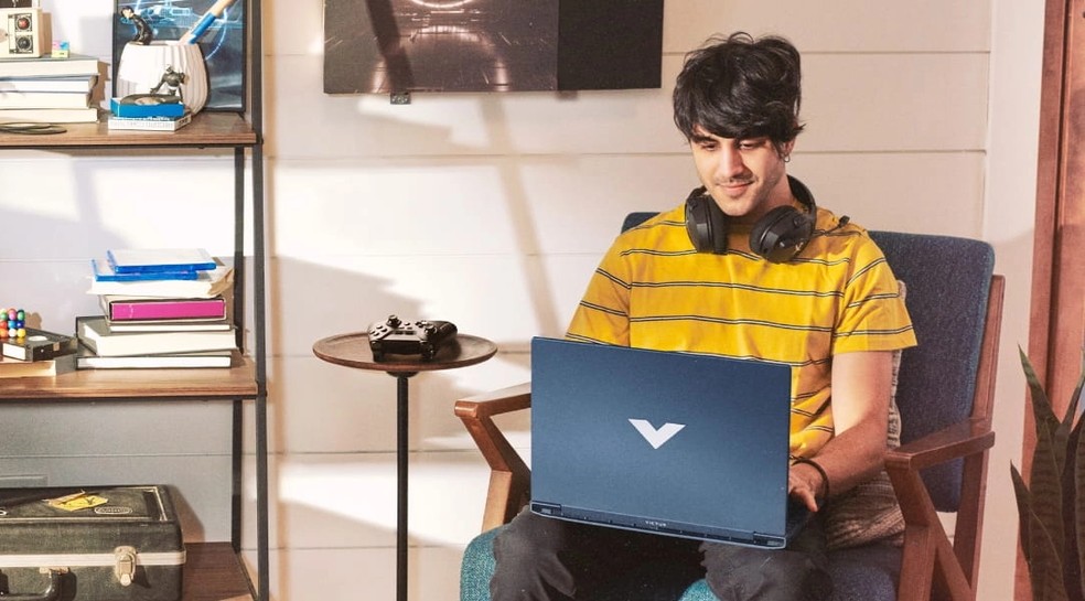 Notebook garante portabilidade e pode ter até configurações mais avançadas para quem precisa de mais desempenho — Foto: Divulgação/HP