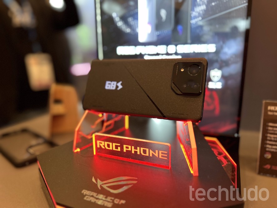 Linha ROG Phone 8 na CES 2024