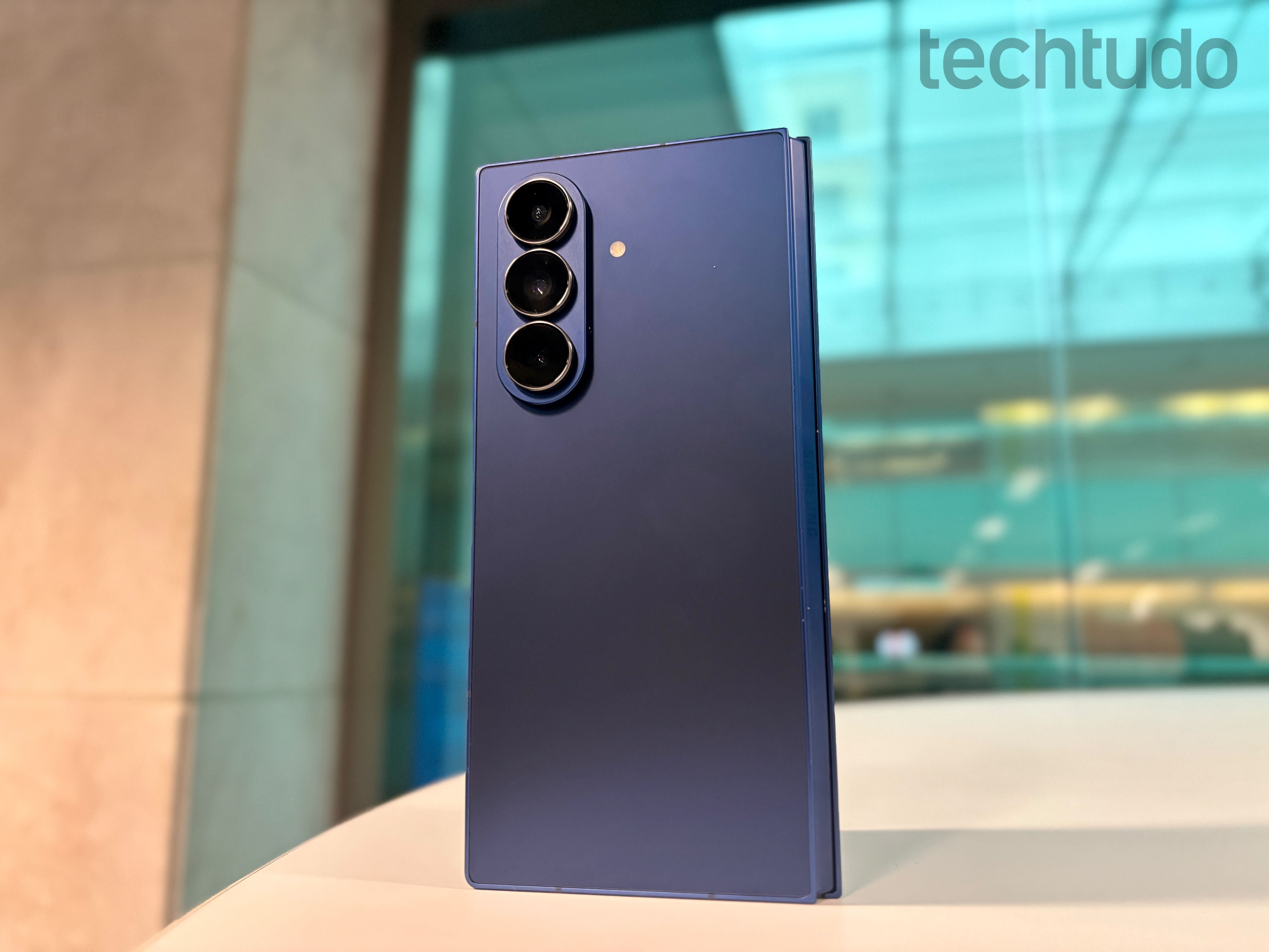 2026 é o ano do celular dobrável? Veja se vale a pena comprar e opções