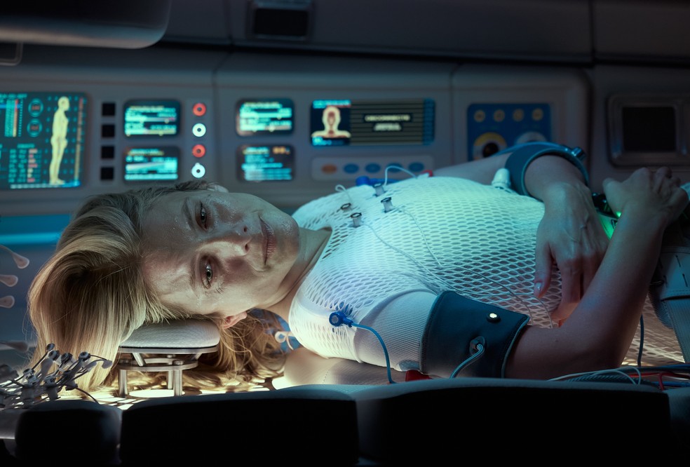 Oxigênio (Netflix): Mélanie Laurent interpreta uma mulher desmemoriada presa em um laboratório — Foto: Divulgação/Netflix