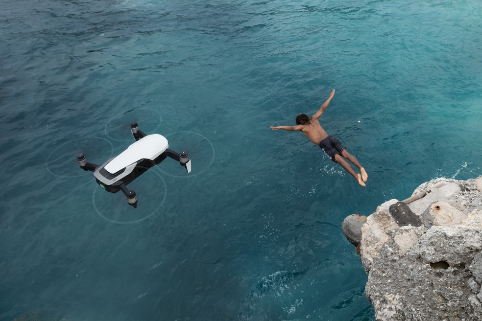 Mavic air over water sales