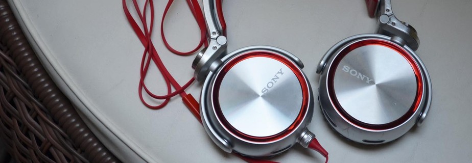 Review Sony MDR-XB920