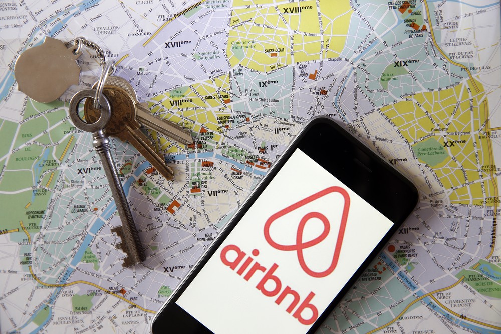 O que é Airbnb? Veja como funciona, o que significa, se é confiável e mais