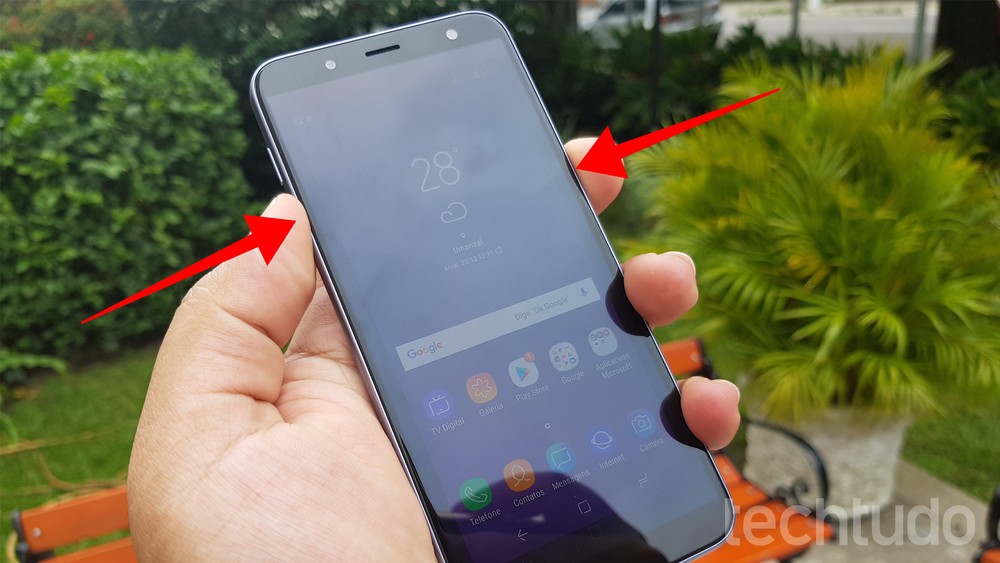 Como reiniciar Samsung? Veja formas de dar reboot no celular travado