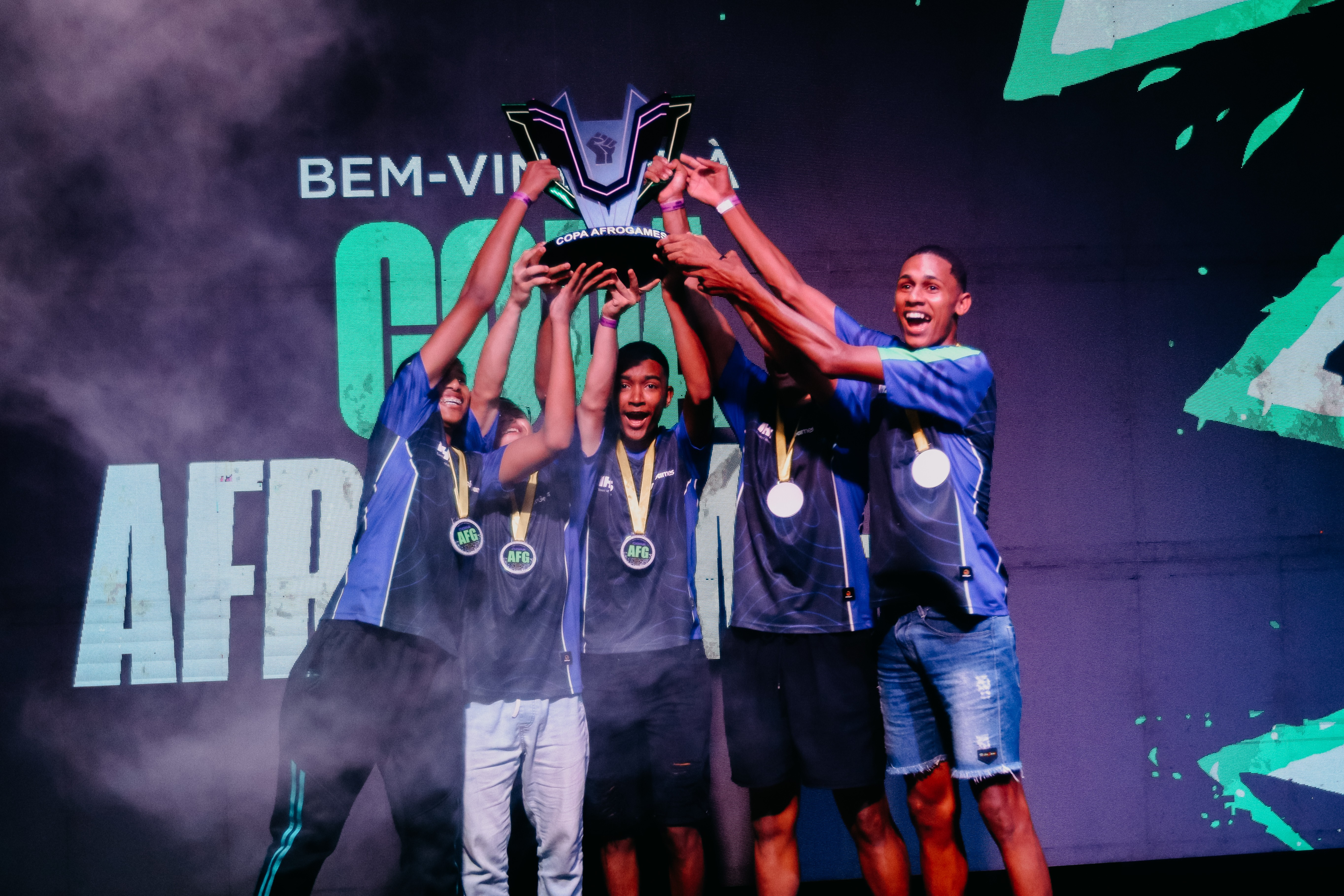 Morro do Cantagalo vira palco de torneio de esports - e eu fui lá assistir