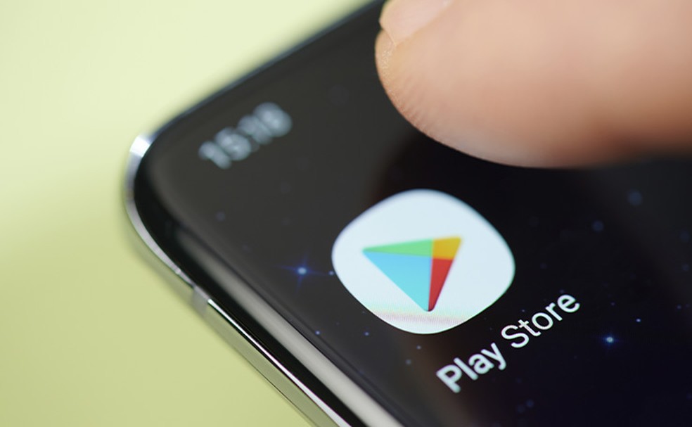 WhatsApp GB atualizado 2024 não pode ser baixado na Google Play Store. — Foto: Reprodução/Meu Positivo