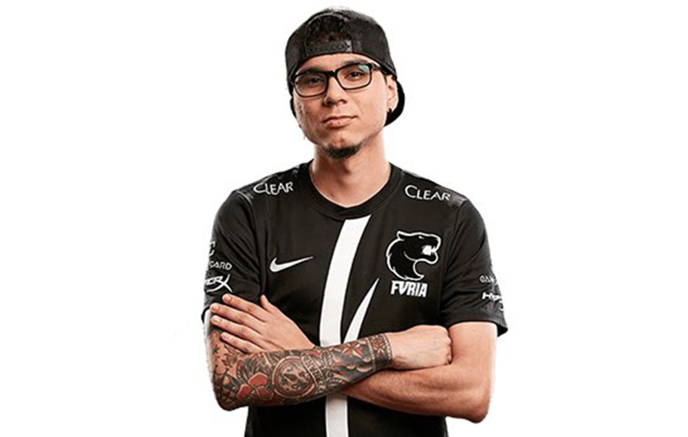HEN1, jogador da FURIA no CS:GO, é banido da Twitch TV