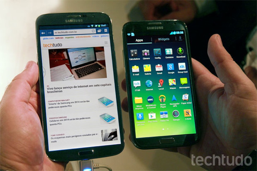 Galaxy Mega ao lado do Galaxy Note 2 (Foto: Allan Melo/TechTudo) — Foto: TechTudo