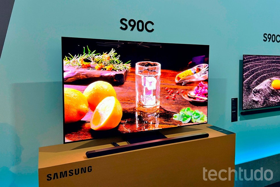 Samsung lança no Brasil TV Neo QLED QN90 com Gaming Hub e tela de