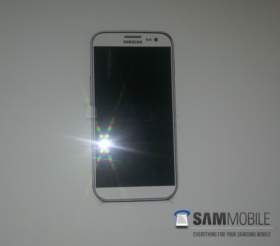 Primeira imagem do Galaxy S4 finalizado (Foto: Reprodução/Sammobile) — Foto: TechTudo