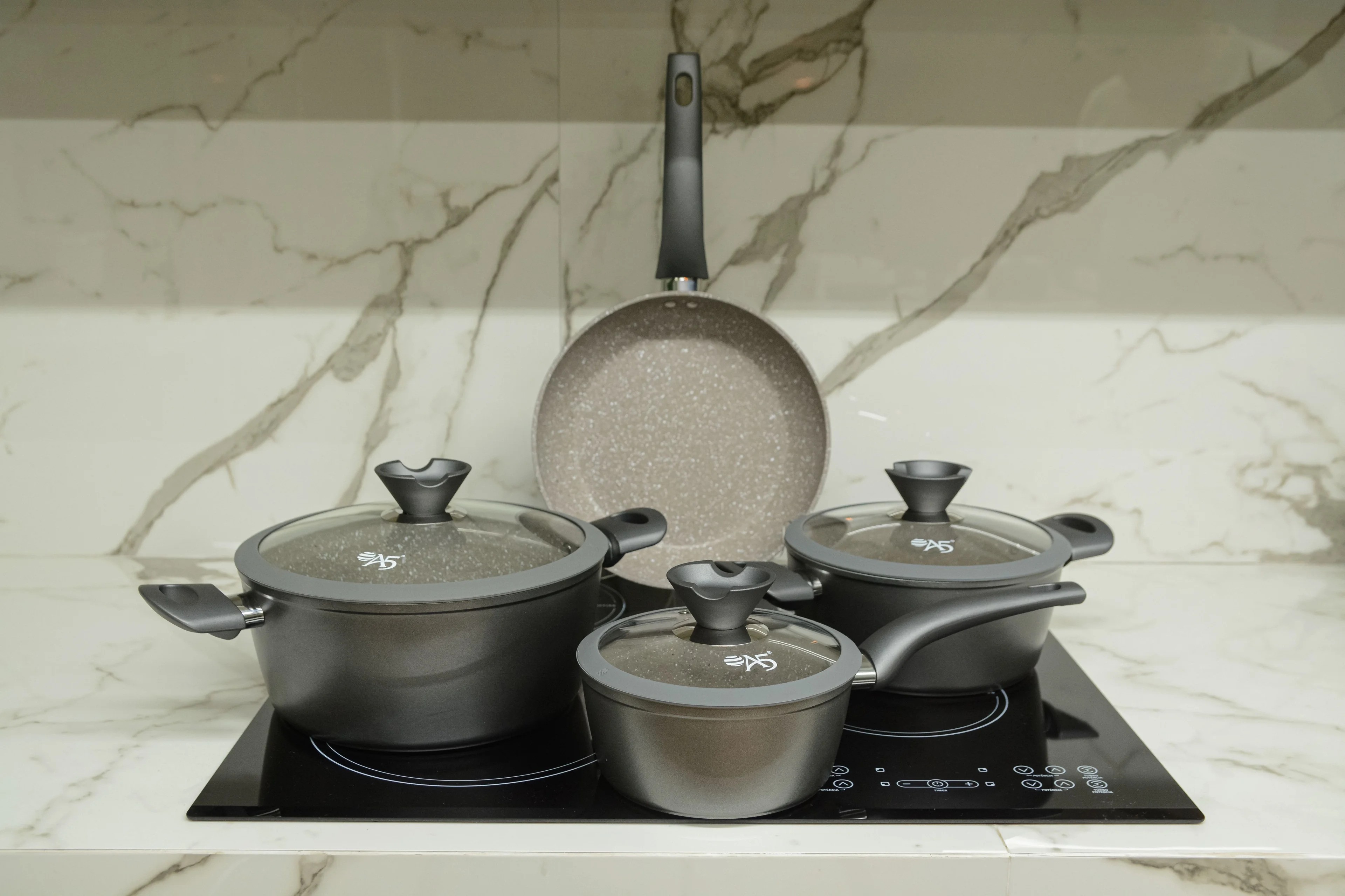 Qual é a melhor panela para fogão de indução? Veja 8 modelos