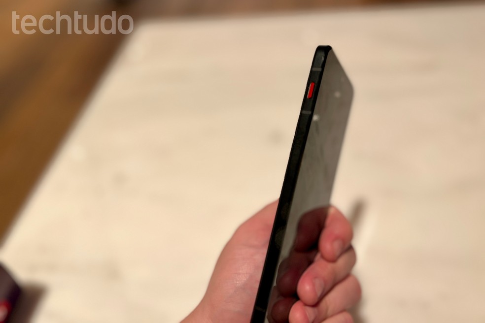 Moex Marsupio Sportivo Leggero Impermeabile Per Motorola E Lenovo – Fascia Da Corsa Con Apertura Cuffie, Rifrangente, Nero