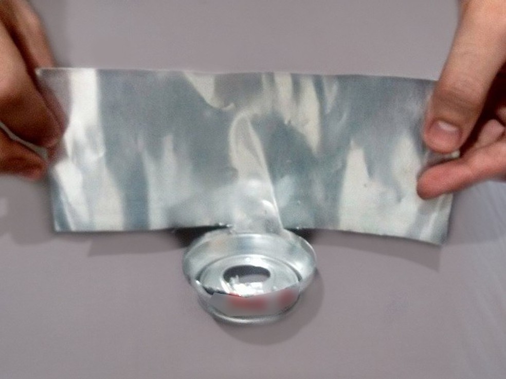Lata de alumínio aberta como um radar (Foto: Reprodução/Raquel Freire) — Foto: TechTudo