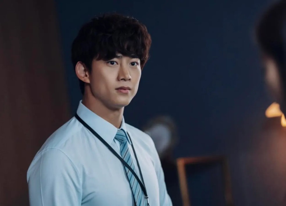 Taecyeon interpreta o inesquecível Jang Han Seok, o grande vilão de Vincenzo (2021) — Foto: Reprodução/Forbes