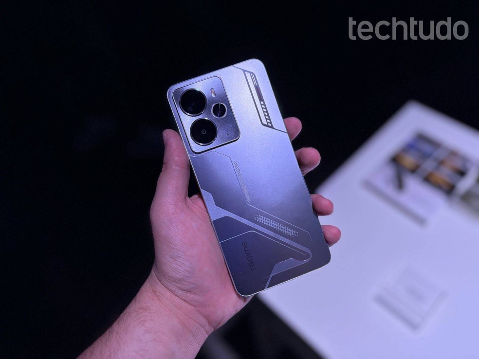 Realme 14 5G - Foto: Victor Bastos/Techtudo