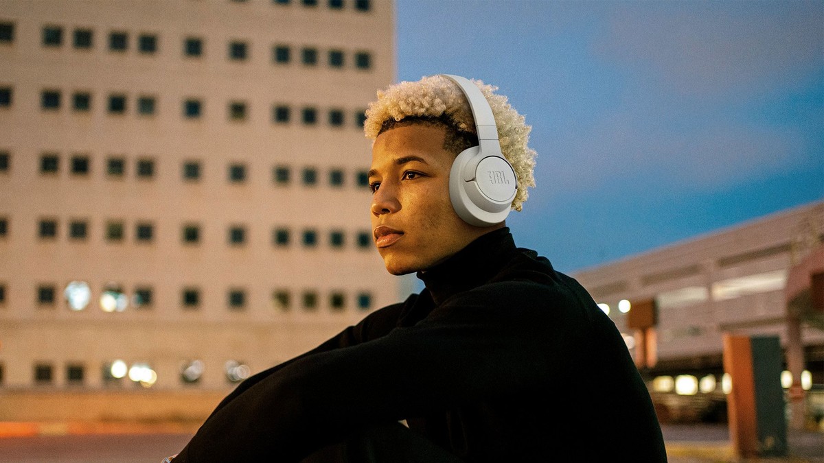 Fone JBL Bluetooth: 7 opções a que você PRECISA dar uma chance