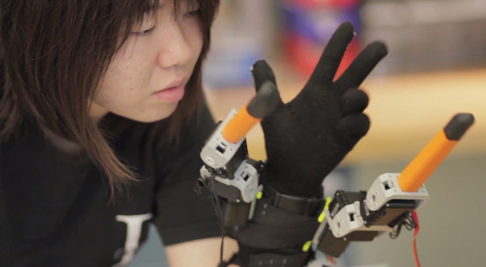 Você precisa conhecer as batalhas de robôs - MIT Technology Review