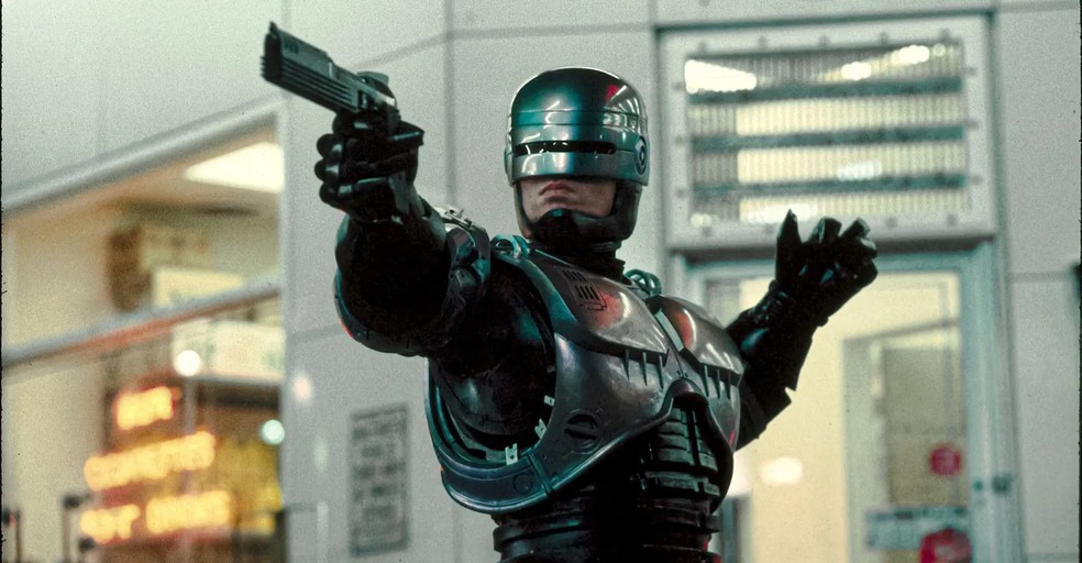 Robocop, de 1978, deu origem a duas sequências e um reboot dirigido pelo brasileiro José Padilha — Foto: Reprodução/JustWatch