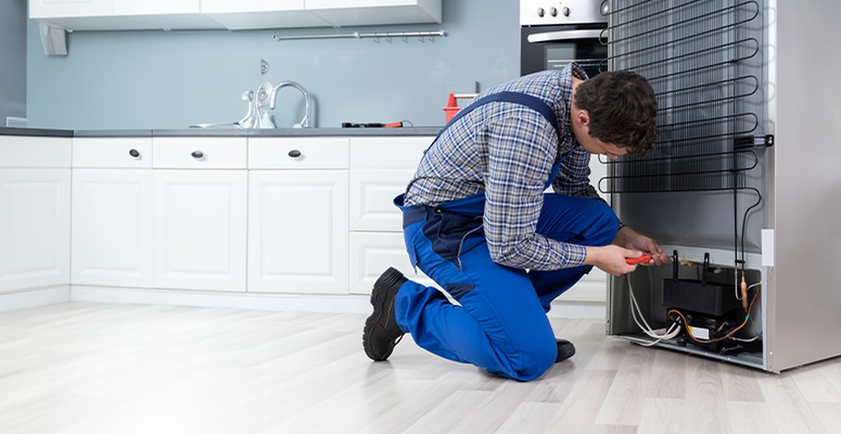 Dreno entupido e mais: 8 falhas na geladeira que você mesmo pode resolver