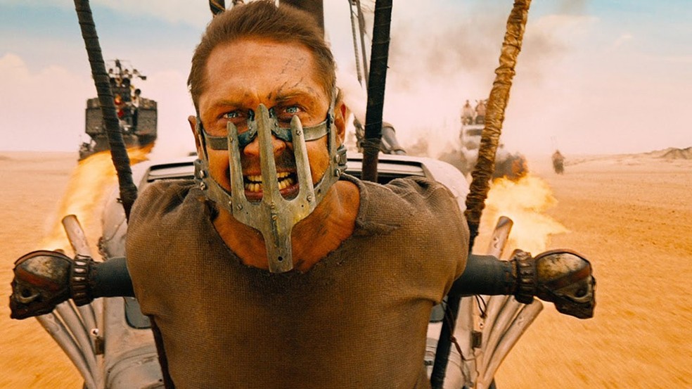 Mad Max: Estrada da Fúria foi aclamado na época de seu lançamento e se tornou uma das principais obras do gênero ação — Foto: Divulgação/Warner Bros