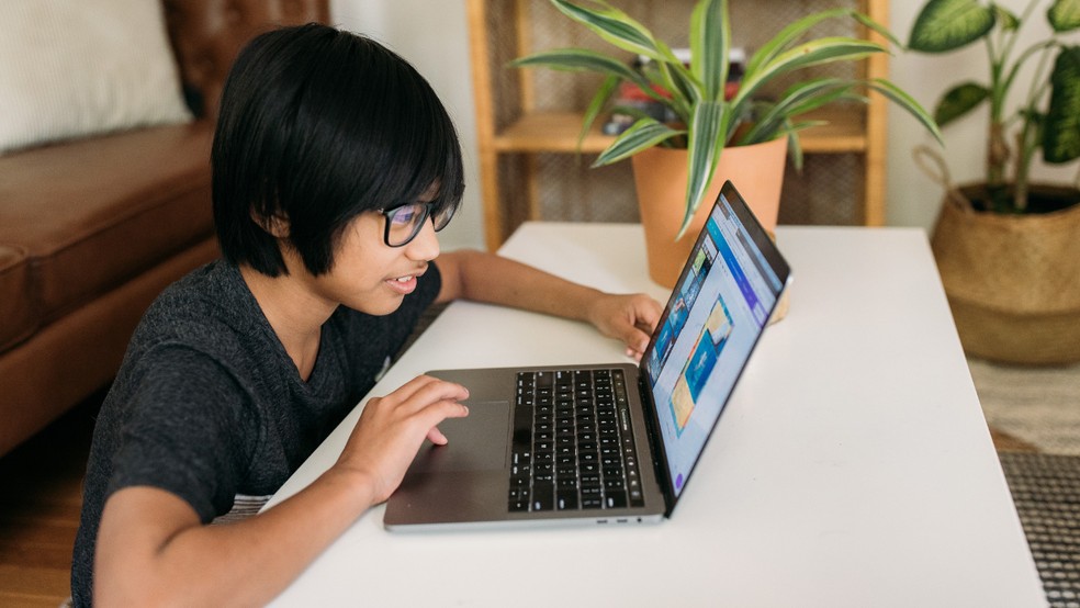 O controle parental do Windows conta com v�rias fun��es, como impedir que as crian�as acessem certos sites ou apps  � Foto: Reprodu��o