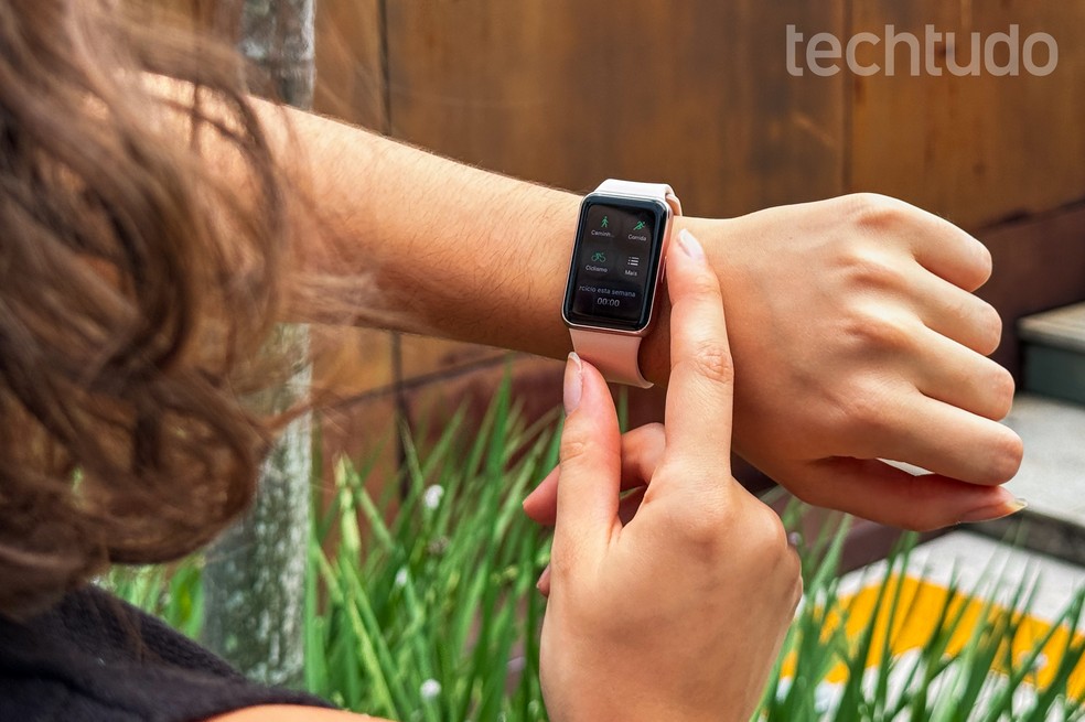 Melhor smartwatch custo beneficio 2024 veja 7 modelos bons e baratos
