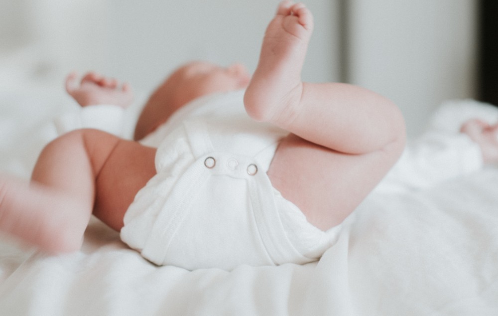 Alexa com bebê em casa? Veja truques e comandos que podem salvar seu dia