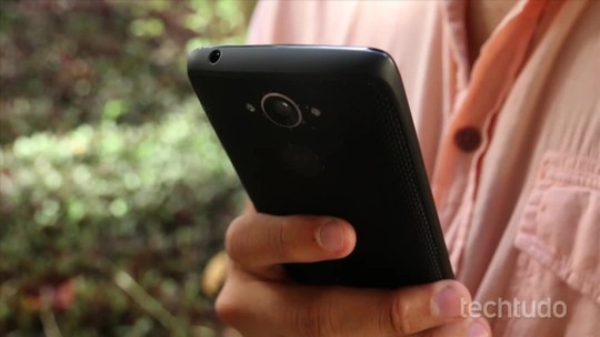 Moto Maxx vs iPhone 5S: compare preços e especificações dos celulares