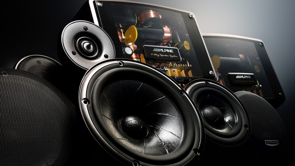  Reprodução/WallpaperSafari)