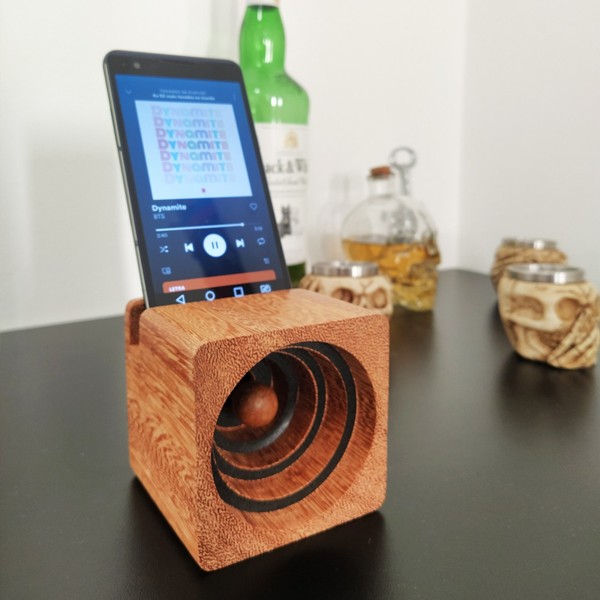 Amplificador de som para celular: veja 5 modelos por a partir de R$ 34