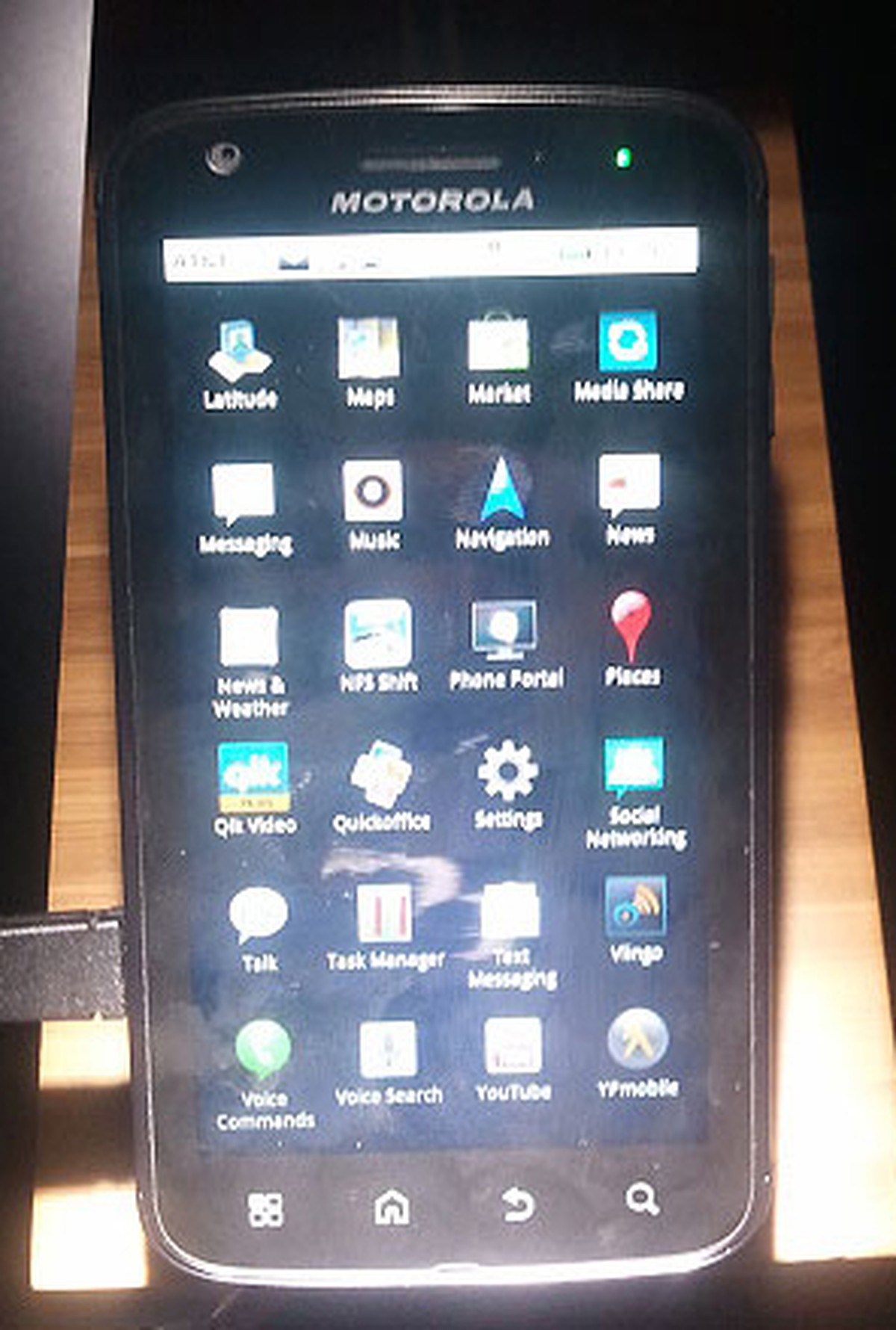 Motorola Atrix, um smartphone Dual-Core de muito respeito