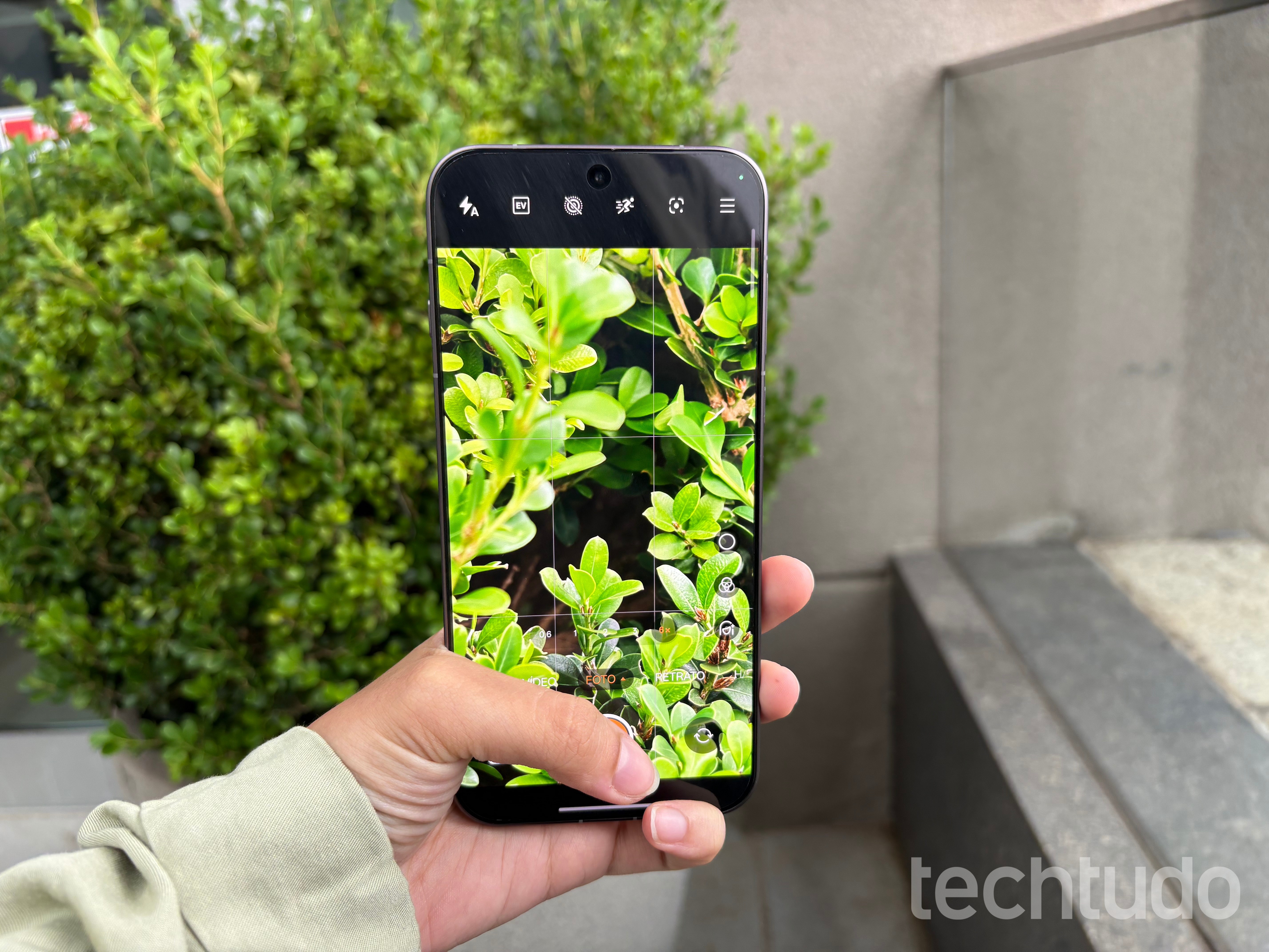 Melhor que iPhone? 5 celulares chineses que superam a Apple