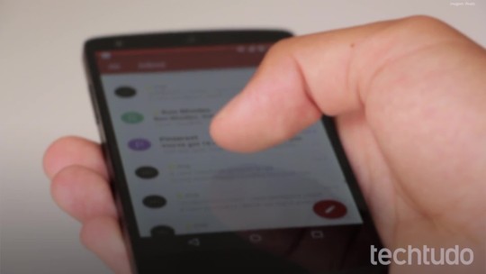 Amazfit Neo é anunciado com visual retrô e bateria para até 28 dias
