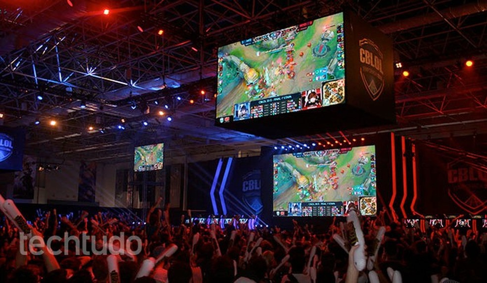 CentroSul sedia final da 1ª Etapa do Brasileiro de 'League of Legends' 2015  - Estrutura de Comunicação