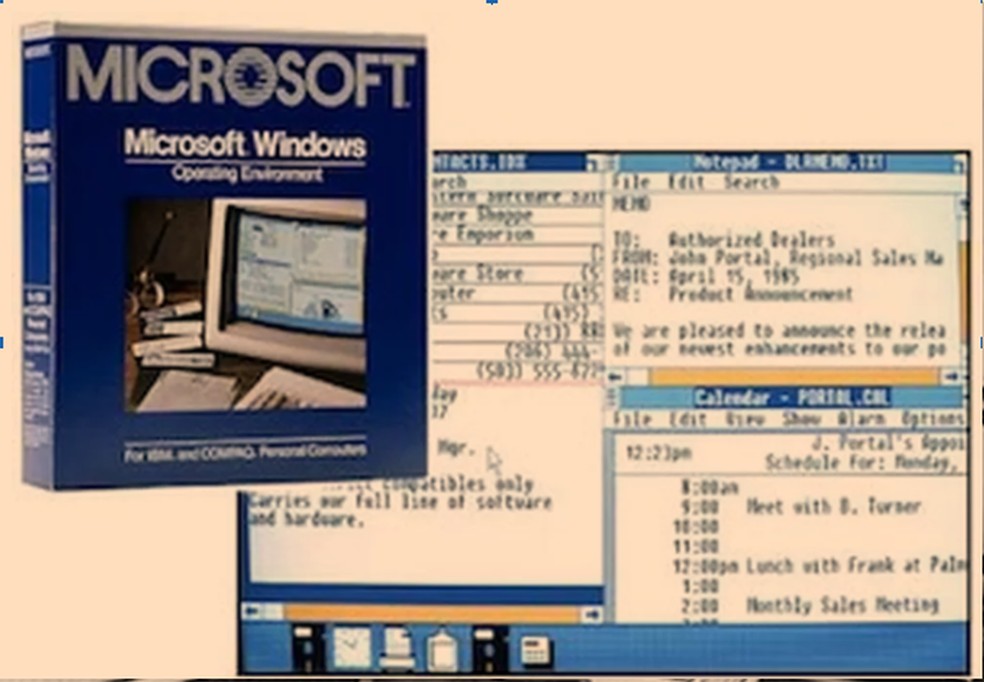 Imagem do Windows 1.0 ao fundo com caixa para comercialização na frente  — Foto: Reprodução/Blogoscoped.com