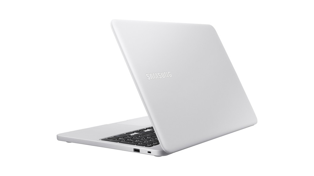 Notebook Samsung Essentials E30 é bom? Veja análise de ficha técnica