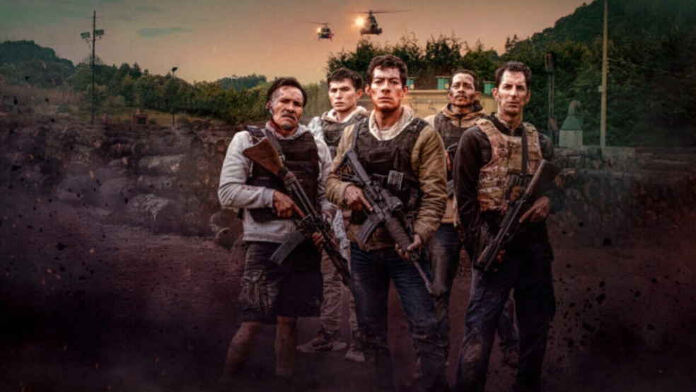 Contra-Ataque (2025) é um thriller mexicano que segue uma equipe de elite lutando contra narcotraficantes — Foto: Divulgação/Netflix