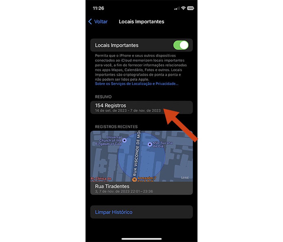 Toque na seta em vermelho para ter acesso ao histórico de localização no iPhone — Foto: Reprodução/TechTudo