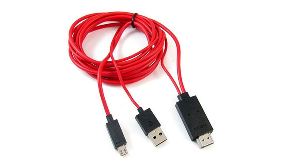 Cabo converte imagem do USB para HDMI usando o formato MHL — Foto: Reprodução/Amazon